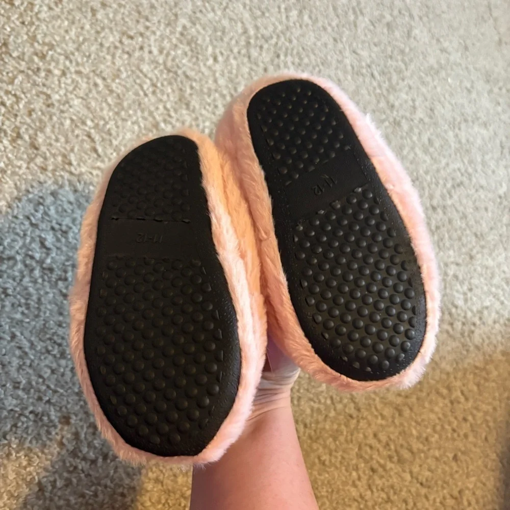 Hello Kitty My Melody Plush Slippers NEW 11/12 Pink Kids Girls